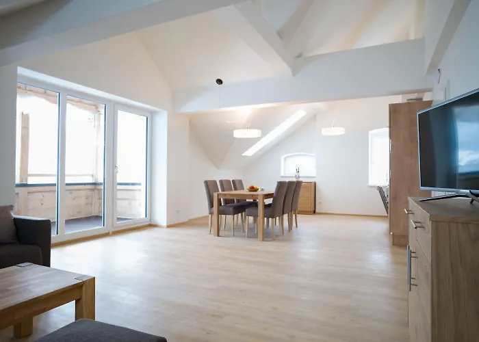 View Julia By We Rent Apartment *