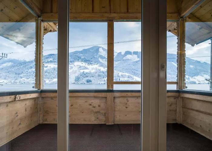 View Julia By We Rent Apartment