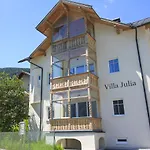 View Julia By We Rent *