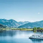 View Julia By We Rent Appartement